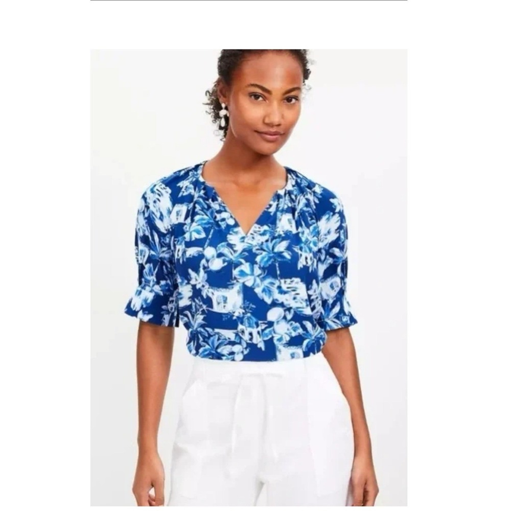 LOFT Blue White‎ Mediterranean Floral Print Split Neck Blouse Top LP SU24 767703
